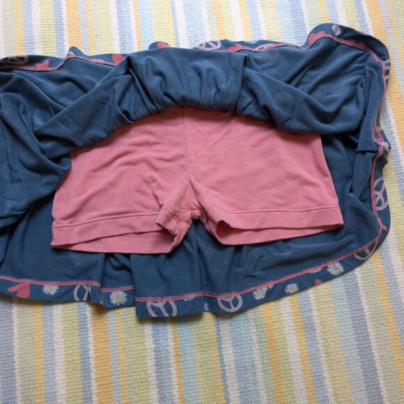 ⭐ Kickee Kids Peace, Love / Hearts, and Flowers skort size 4T - Picture 4 of 9